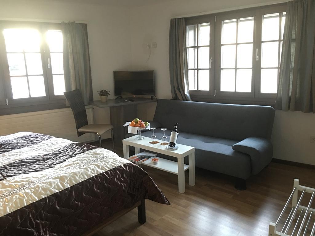 Hotel Sonne 아인지델른 외부 사진