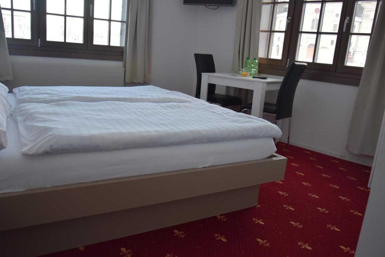 Hotel Sonne 아인지델른 외부 사진